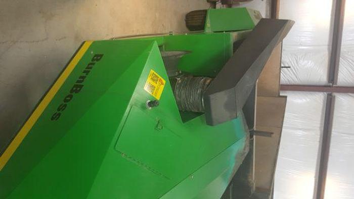 Used Trailer-Mounted Refractory Lined FireBox for the Agricultural and Forest Industries