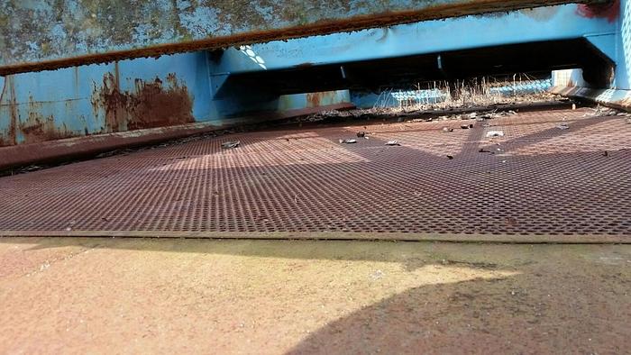 Used BM&M 8 x 20 Chip Screen