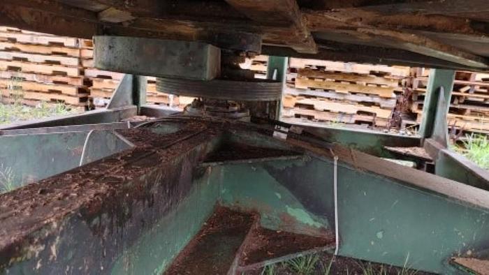 Used PRECISION 10 x 10 Chip Screen