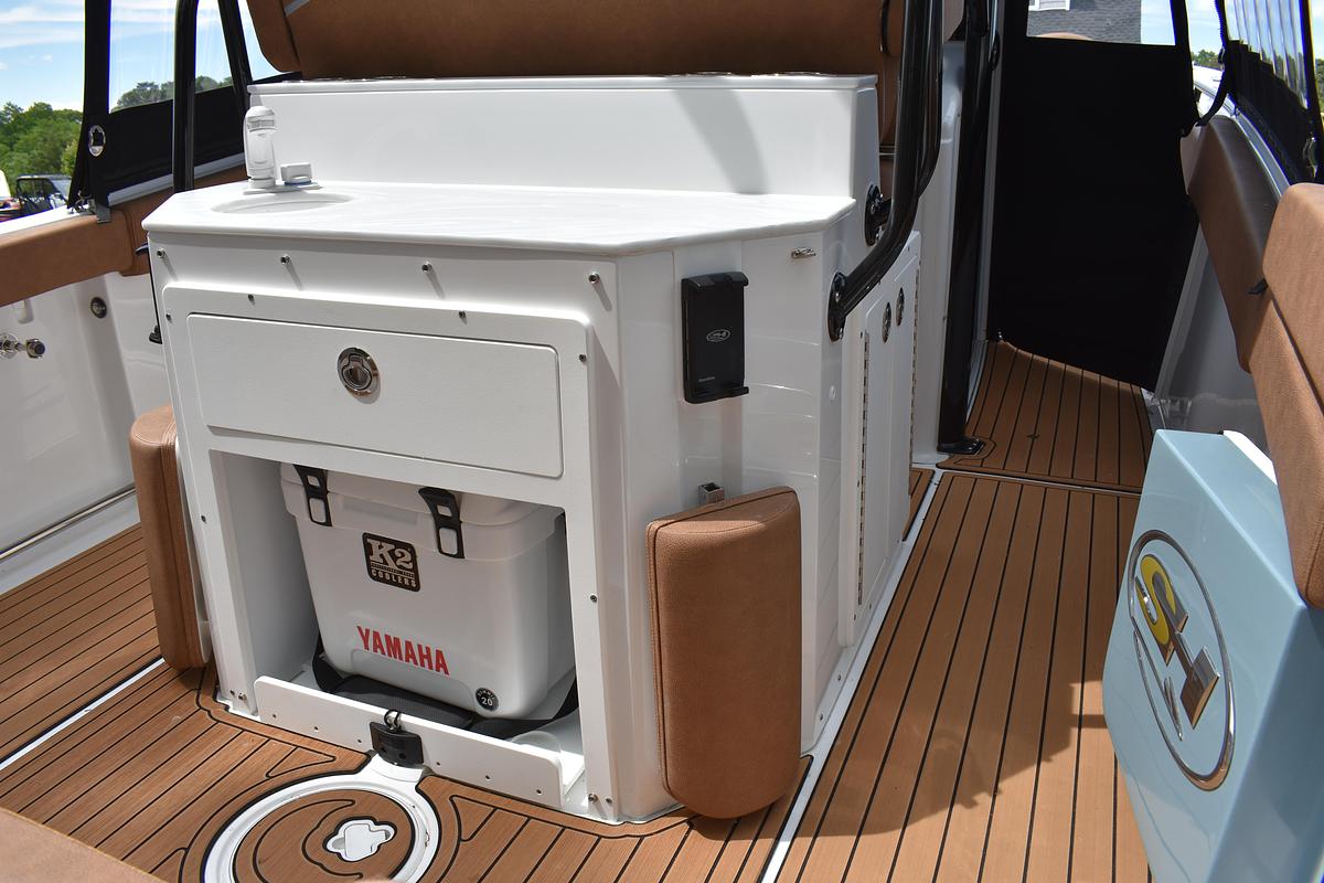 Used 2025 Sea Hunt Ultra 265SE
