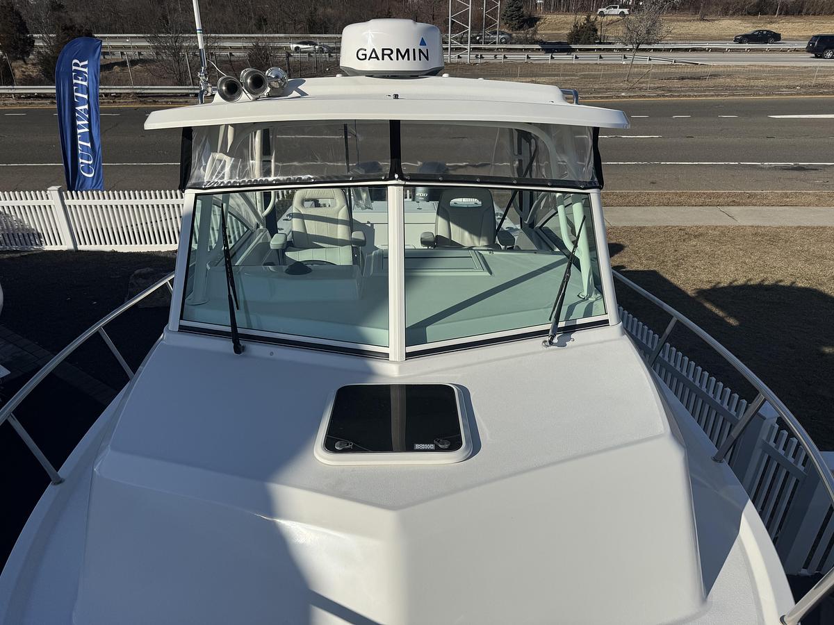 Used 2021 Parker 2510 XLD