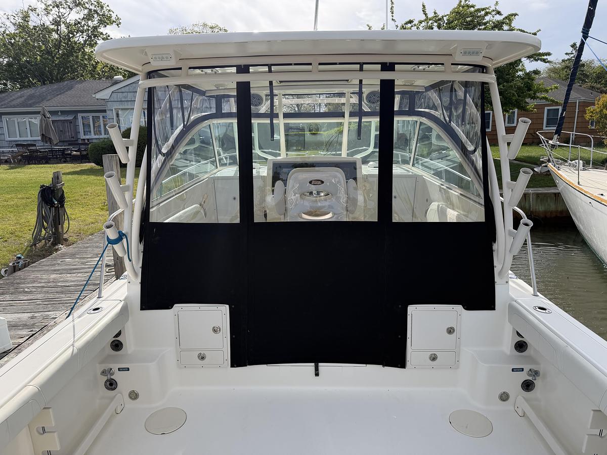 Used 2016 World Cat 320EC