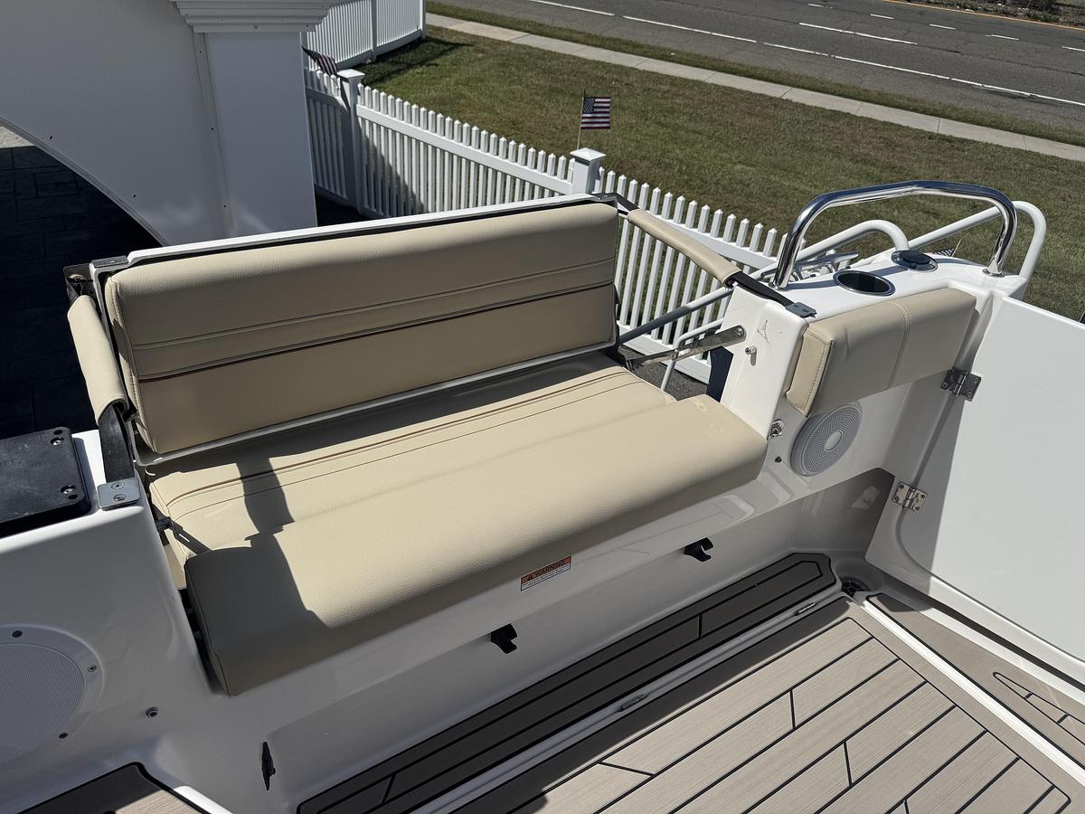 2026 Cutwater C-32CB