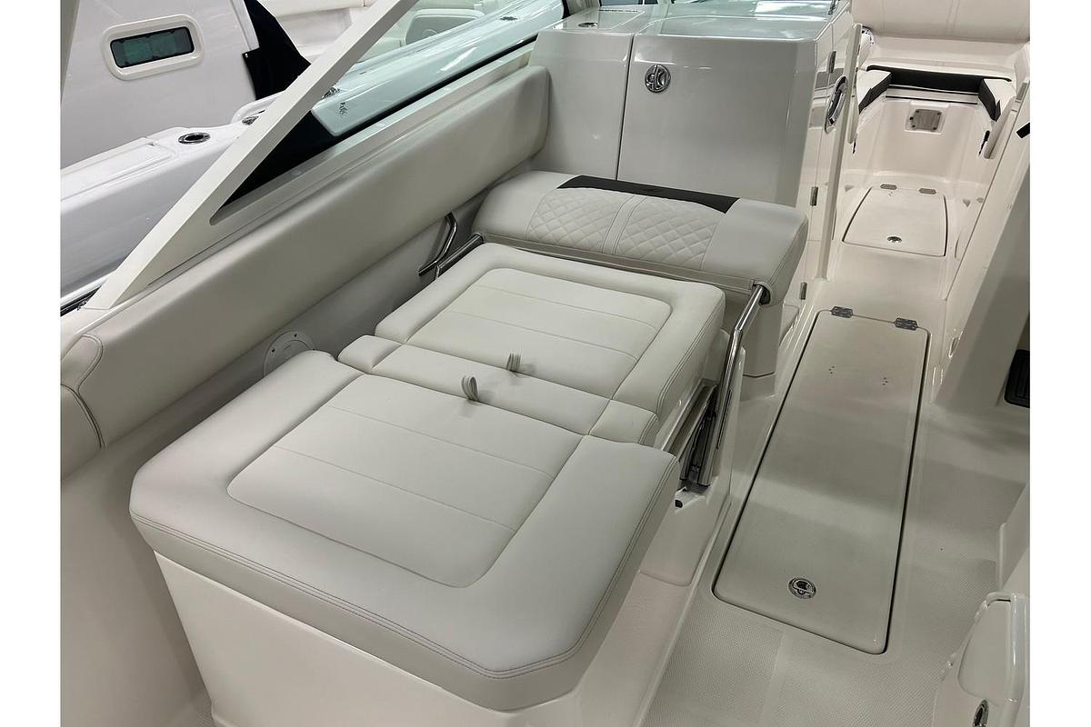 2024 Sailfish 276 DC