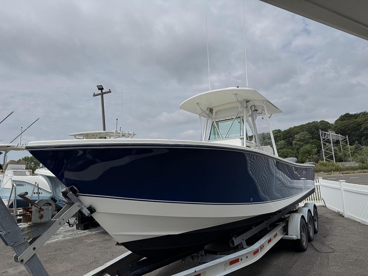 Used 2001 Regulator  26FS