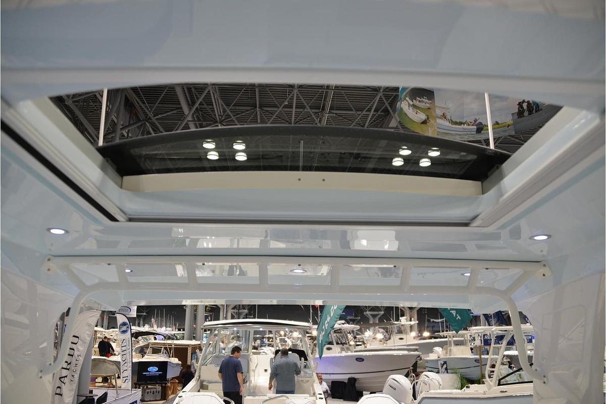 2023 World Cat 400DC-X