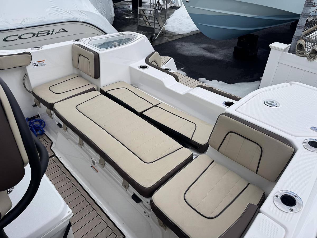 Used 2026 Yamaha Boats 255 FSH Sport H