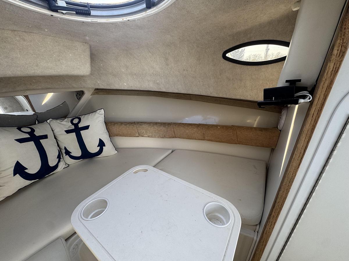 Used 2004 Seaswirl Striper 2601