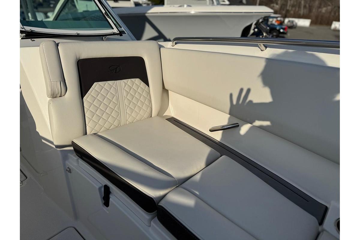 2024 Sailfish 276 DC