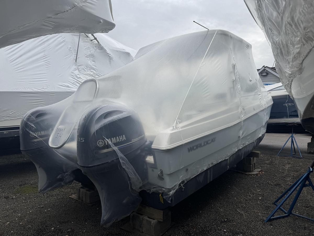 Used 2023 World Cat 230SD