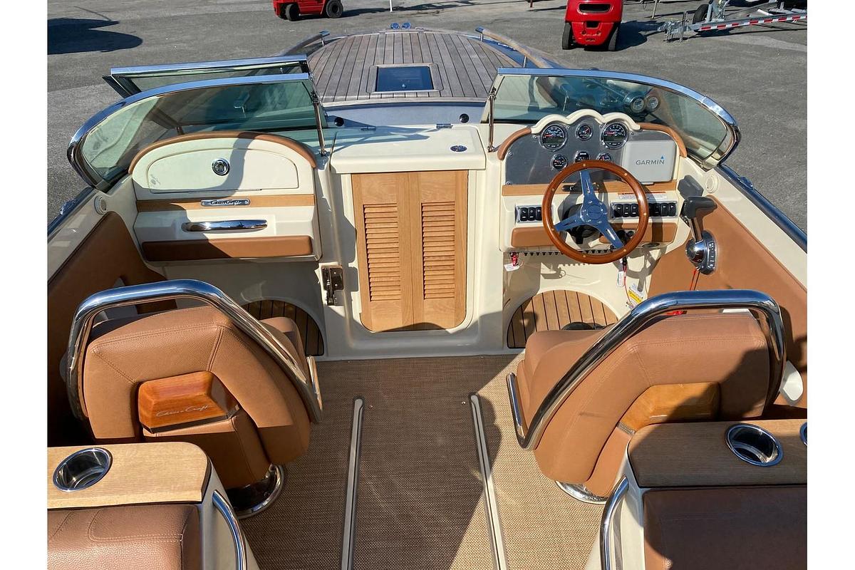 Used 2019 Chris Craft 27 Corsair