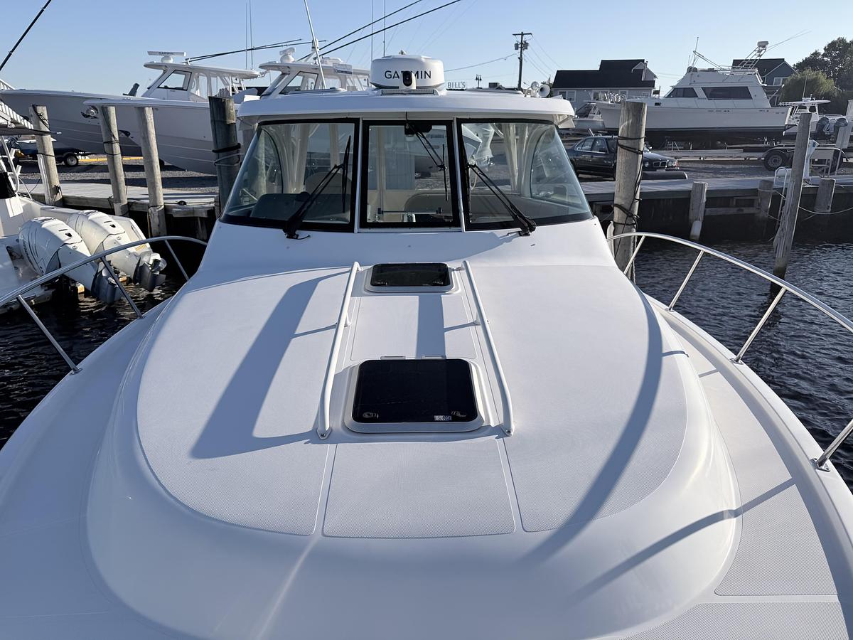 Used 2020 Pursuit OS 385 Offshore