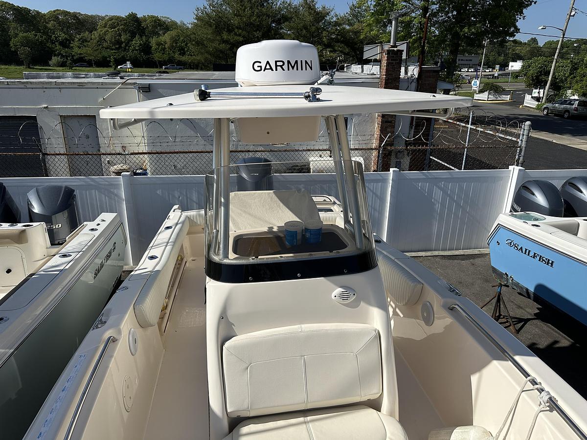 Used 2015 Grady-White 257 Advance CC