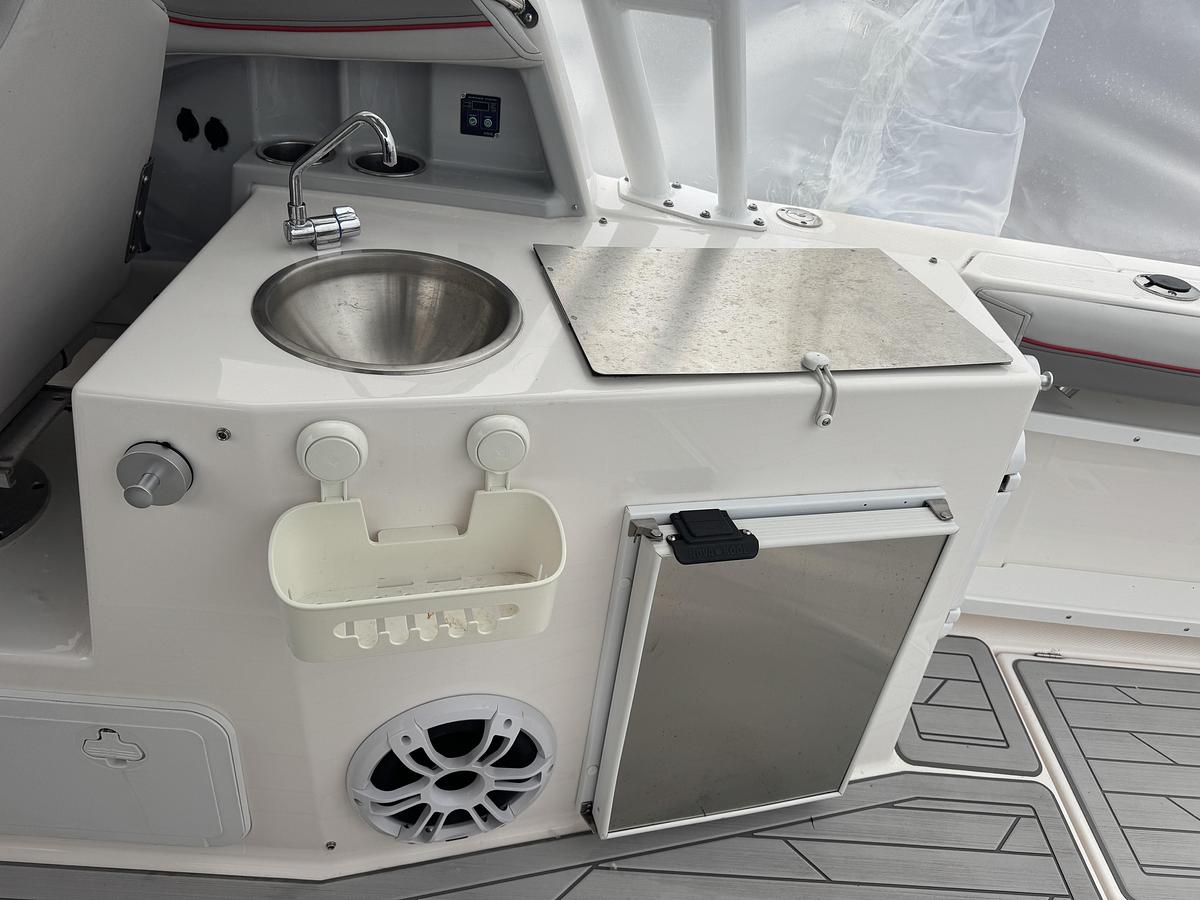 Used 2023 Solara S-250DC