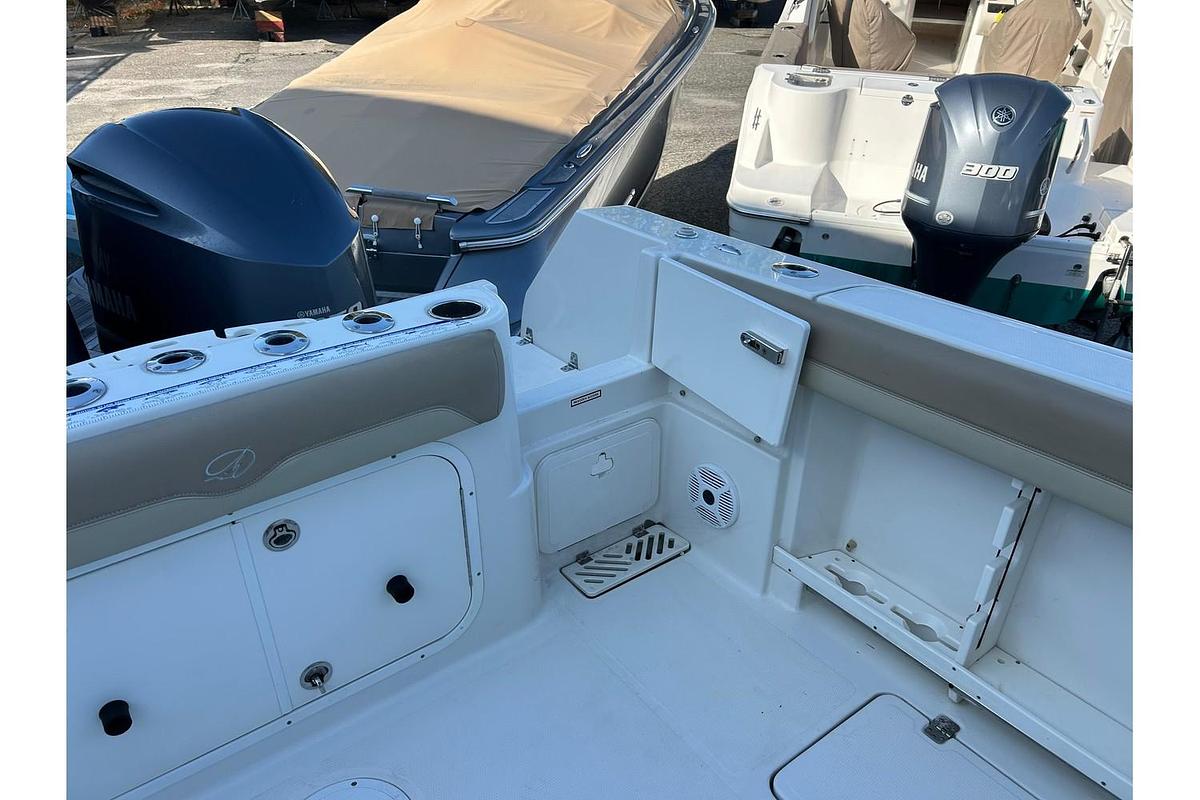 Used 2018 Sailfish 290 CC