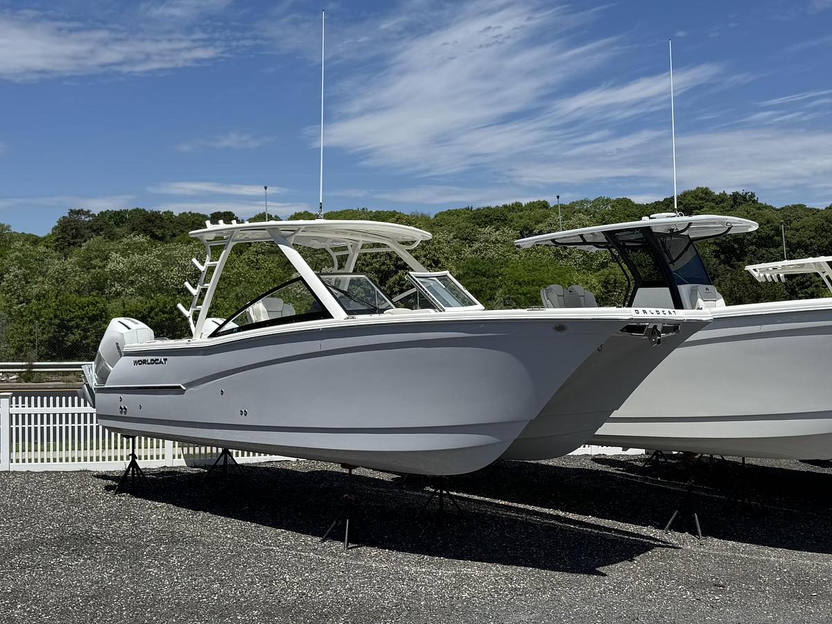 2026 World Cat 280DC-X