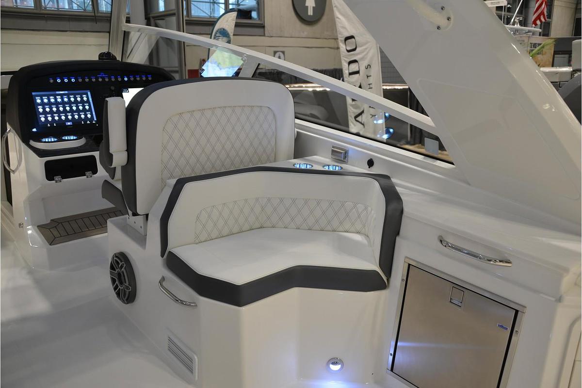 2023 World Cat 400DC-X