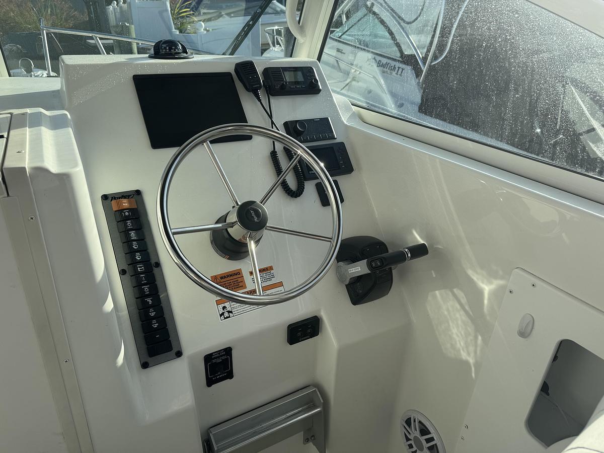 Used 2021 Parker 2501 XLD