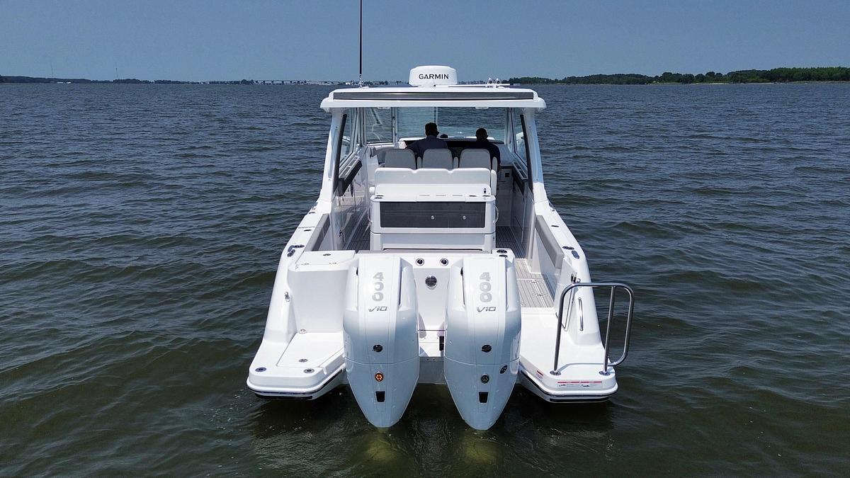 2026 Everglades 367CX