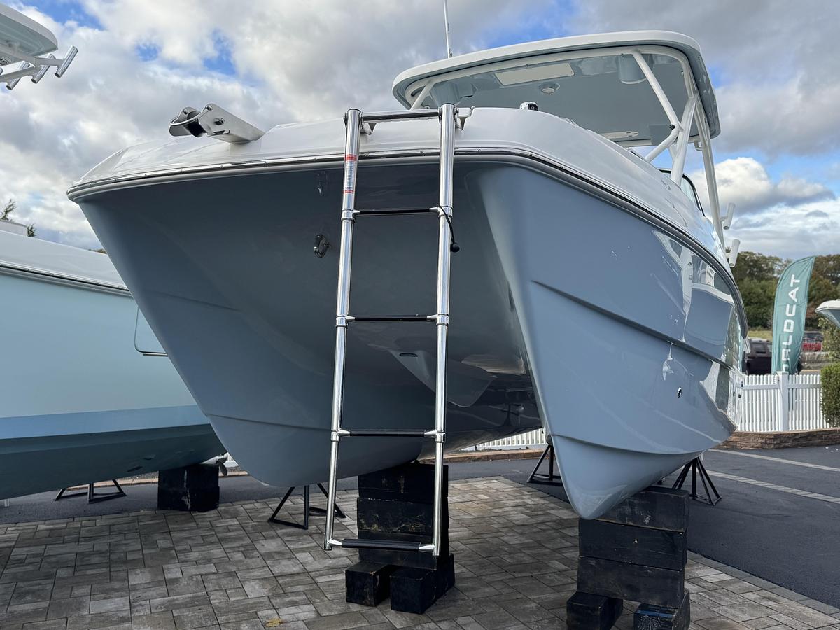 2026 World Cat 230SD