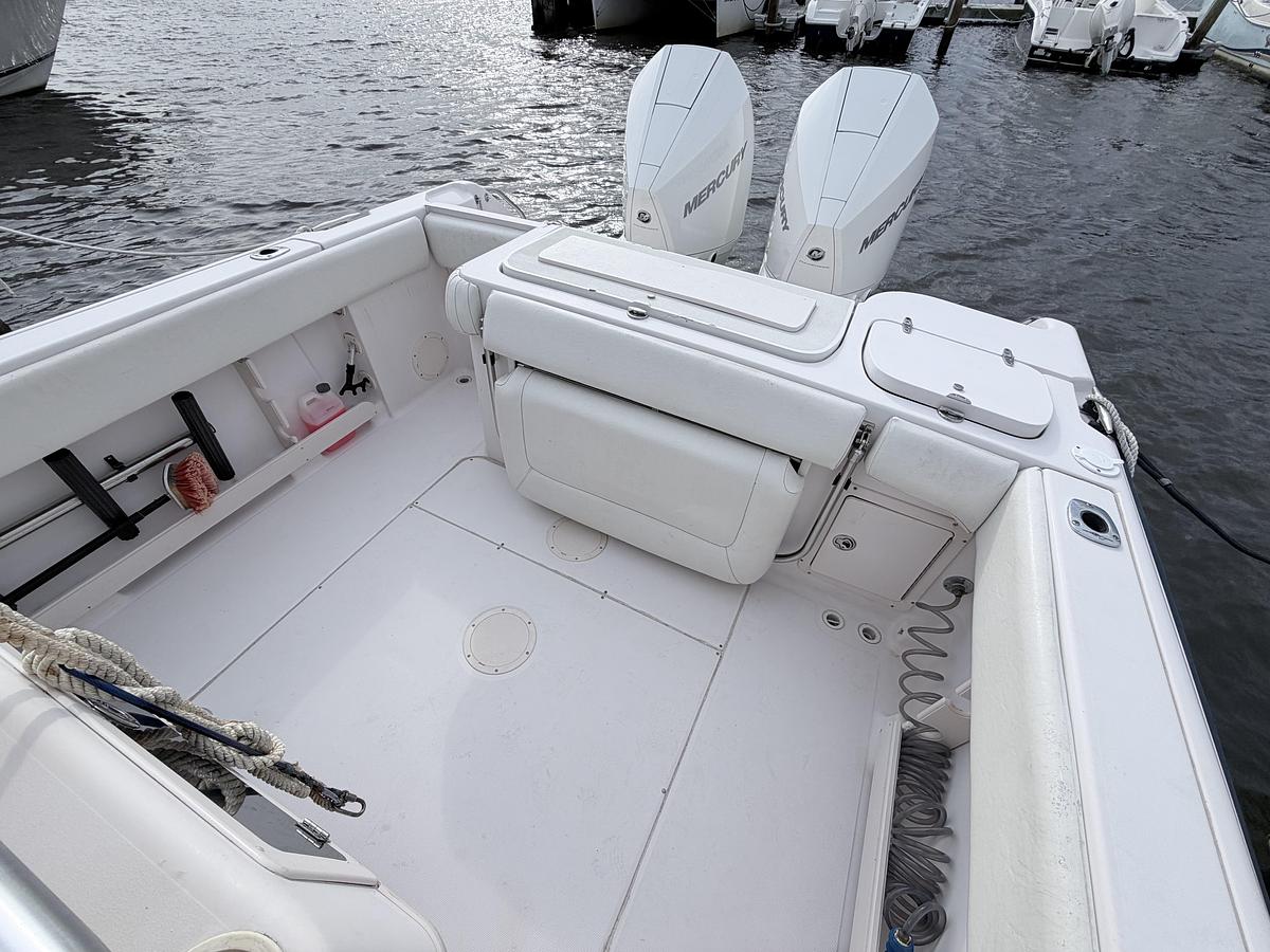 Used 2004 Grady-White Chase 273