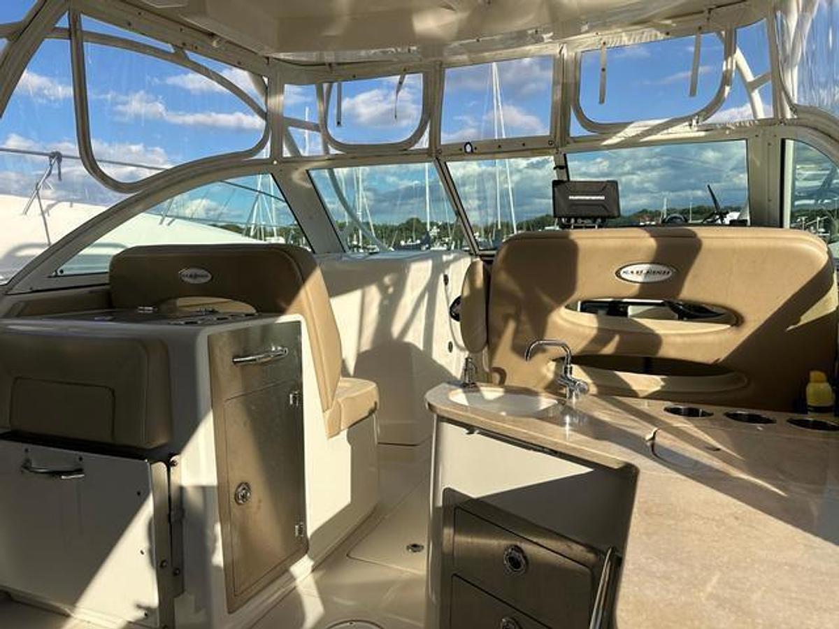 Used 2017 Sailfish 325 DC