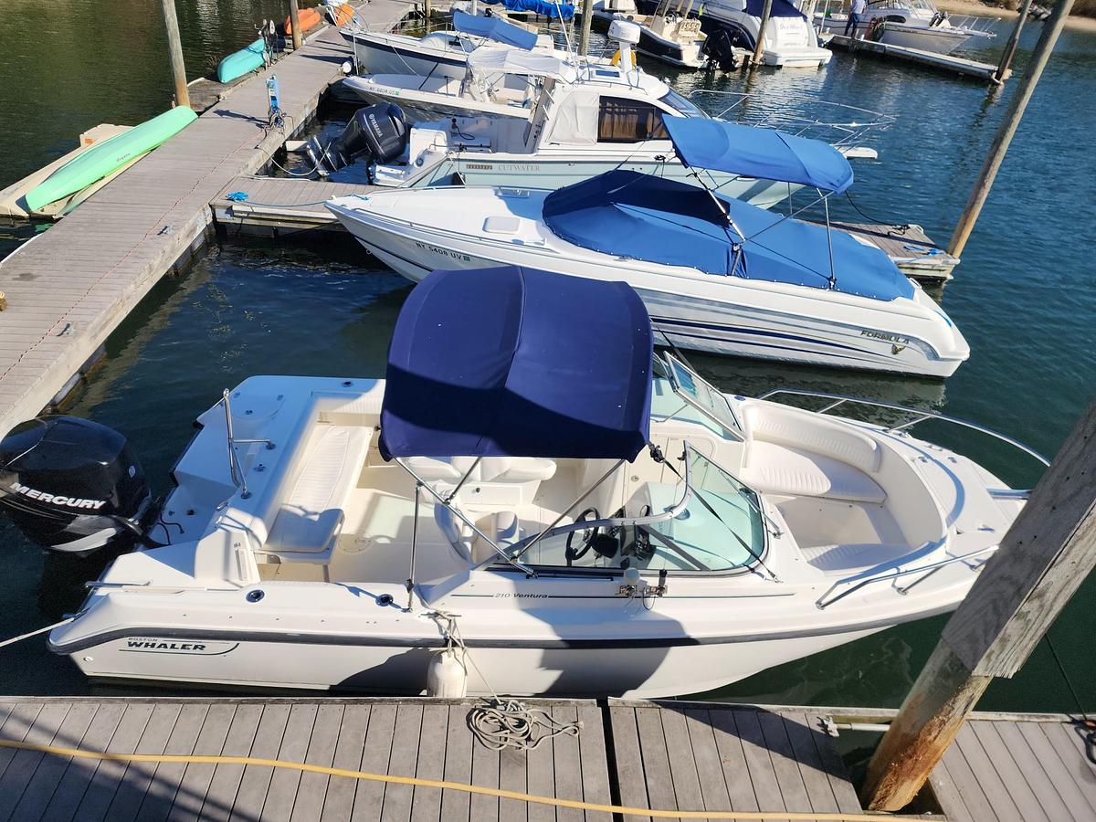 Used 2006 Boston Whaler 21 Ventura