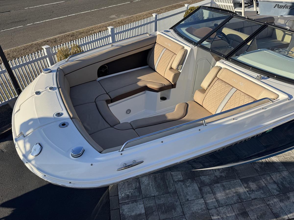 Used 2016 Sea Ray 270SDX