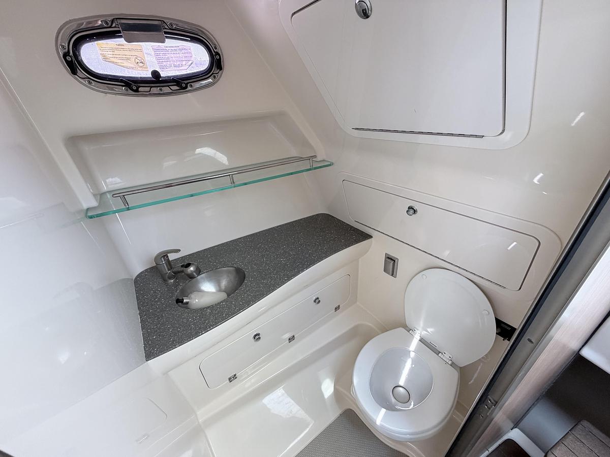 Used 2017 Boston Whaler 315 Conquest