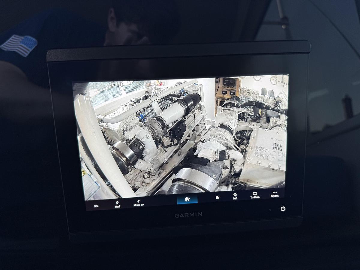 Used 2002 Viking 61 Enclosed Bridge