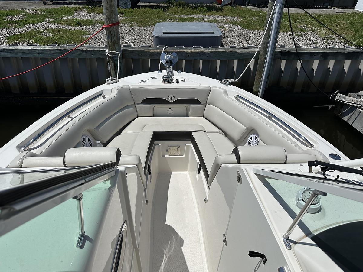 Used Sailfish 245dc