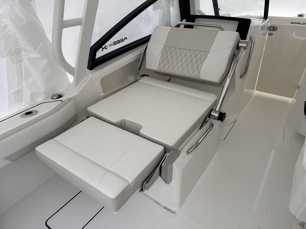 2026 World Cat 265DC-X