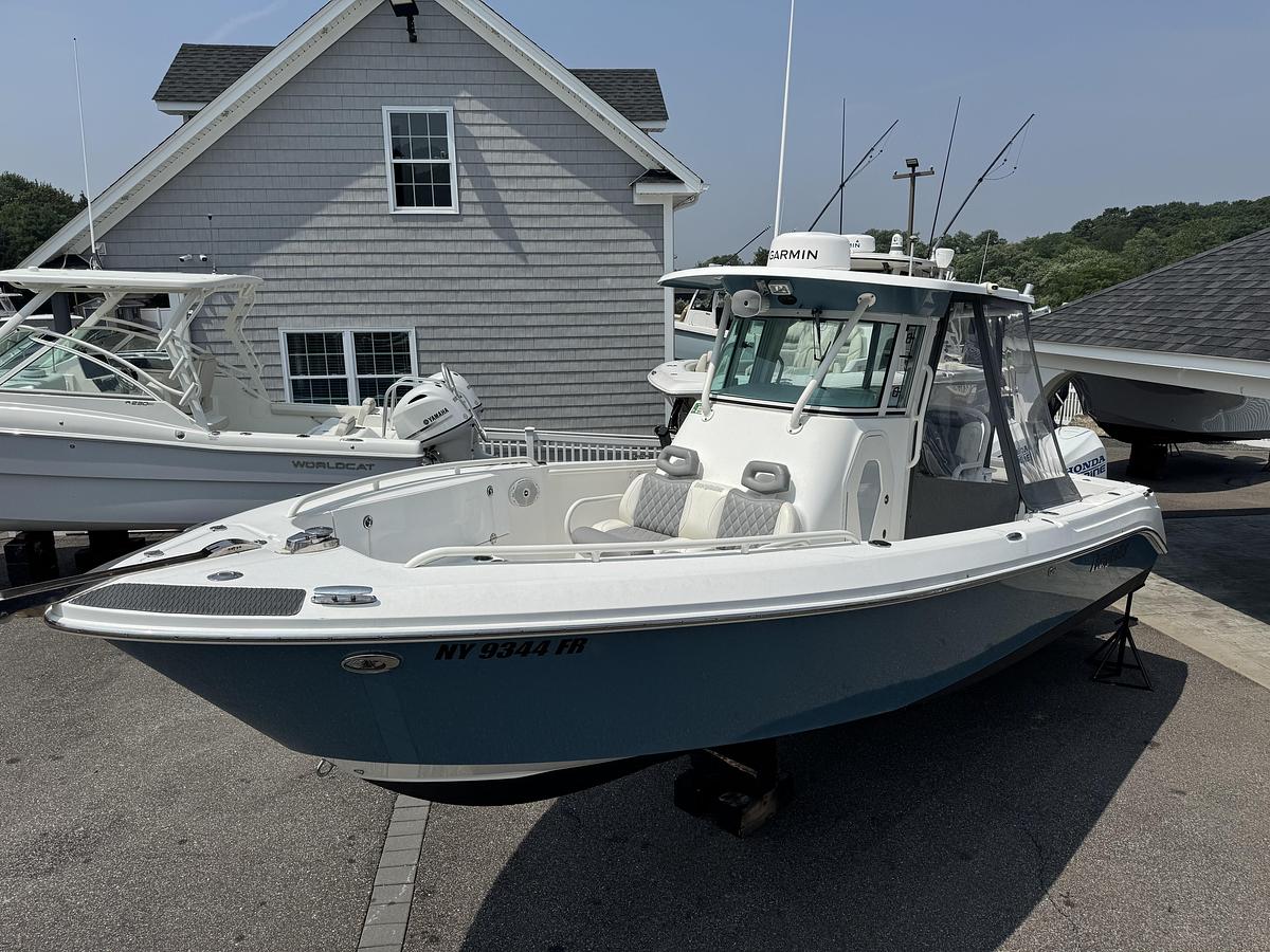 Used 2007 Everglades 260CC