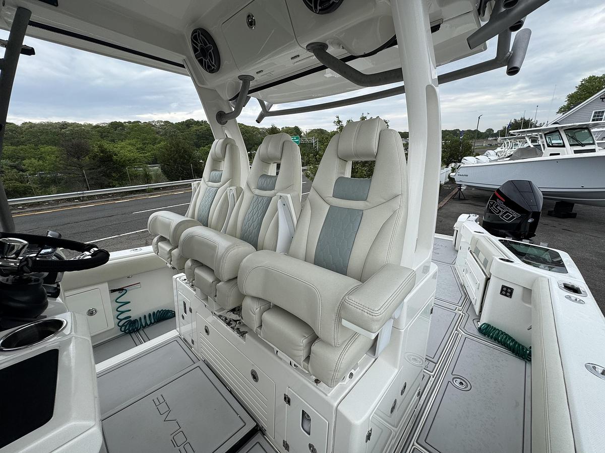 Used 2020 Solace 345 CC