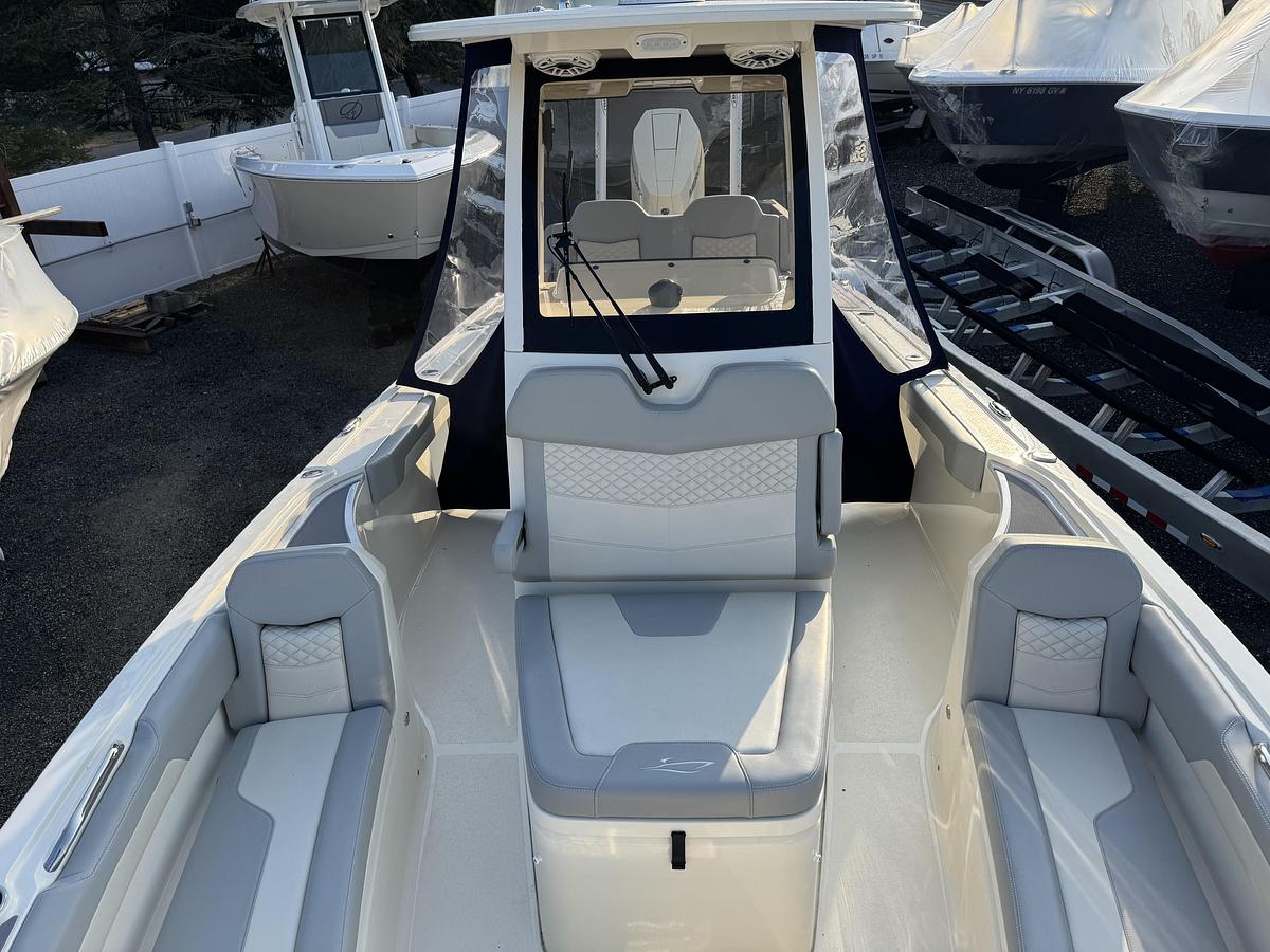 Used 2024 Scout 281 xss Carbon