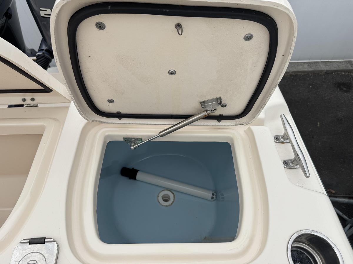 Used 2016 Grady-White 257 Advance CC