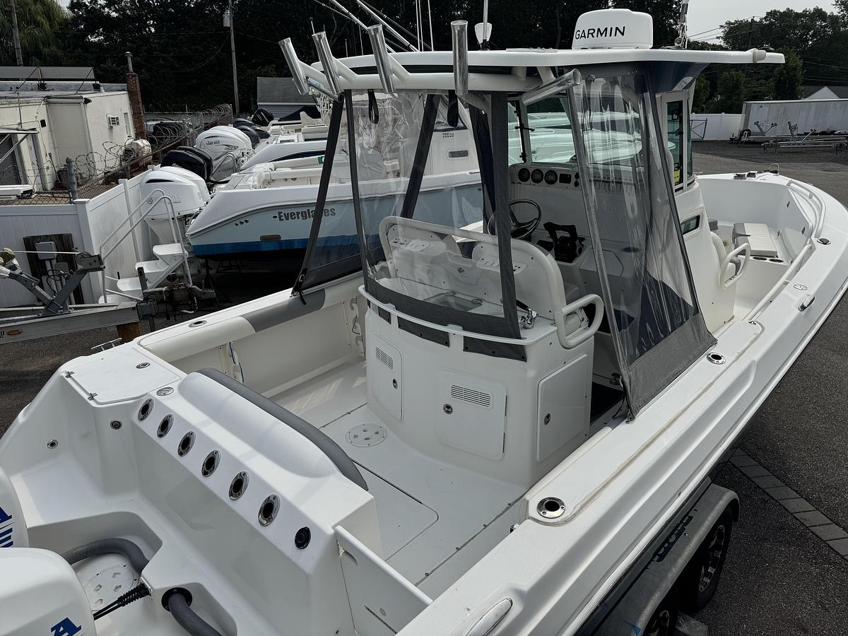 Used 2007 Everglades 260CC