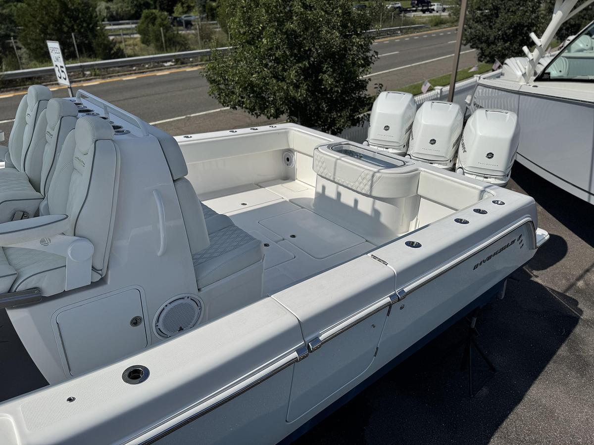 Used 2021 Invincible 390 Open CC