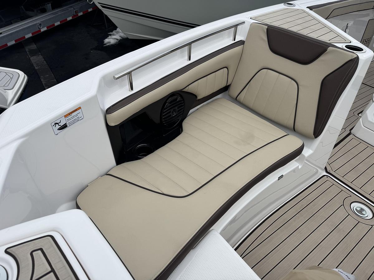 Used 2026 Yamaha Boats 255 FSH Sport H