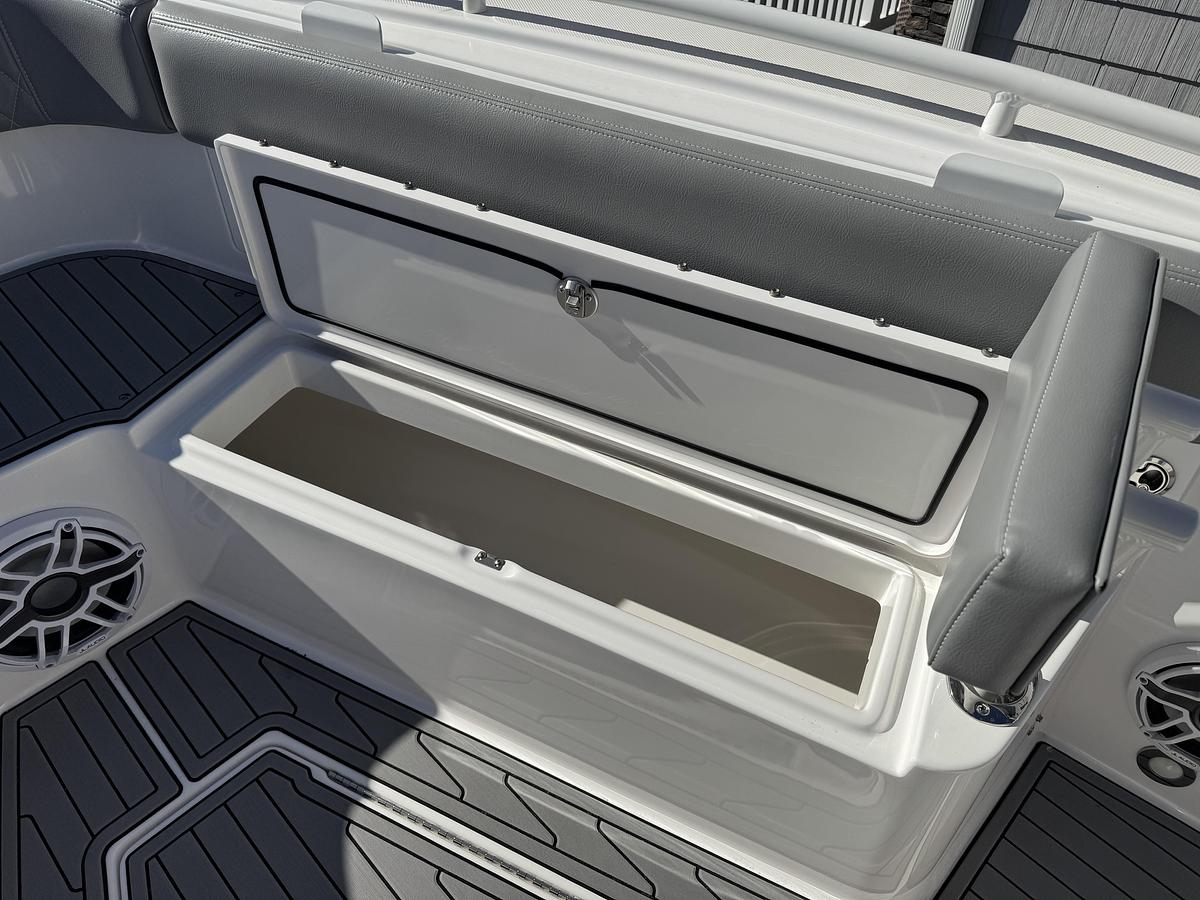 Used 2021 Everglades 295 Center Console