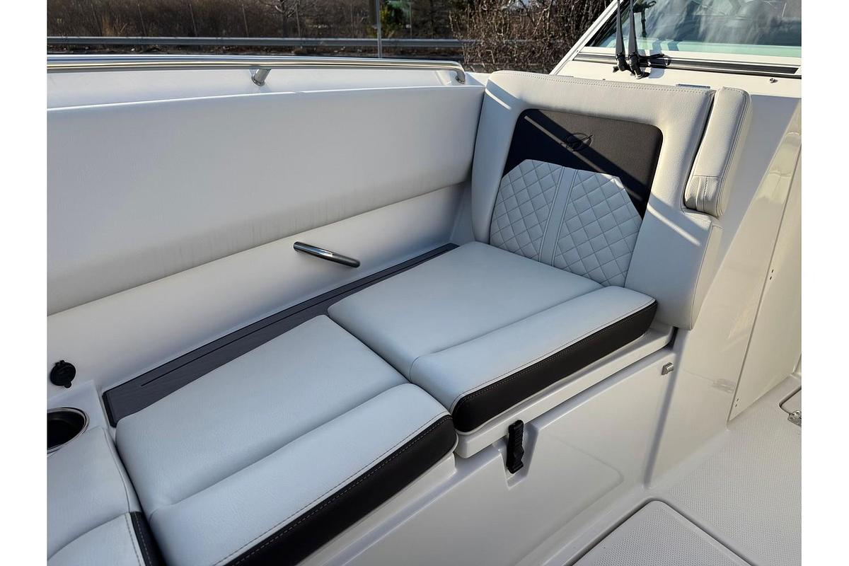 2024 Sailfish 276 DC