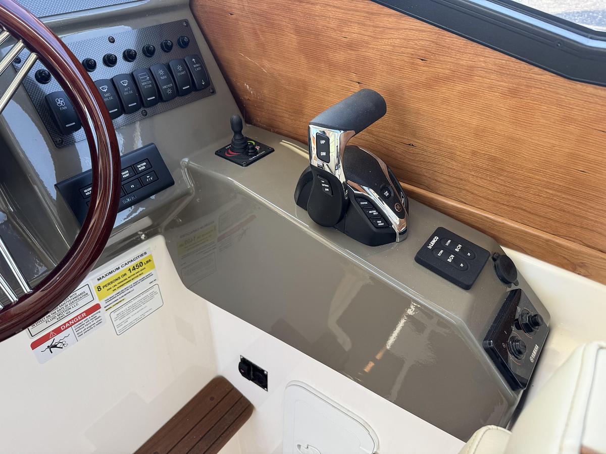 Used 2026 Cutwater C-248C