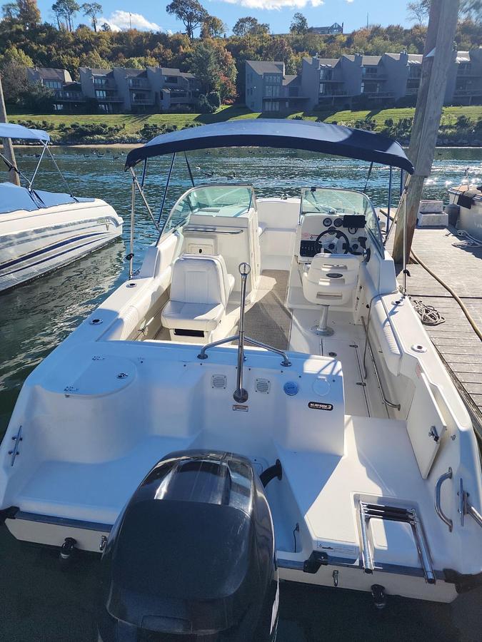 Used 2006 Boston Whaler 21 Ventura