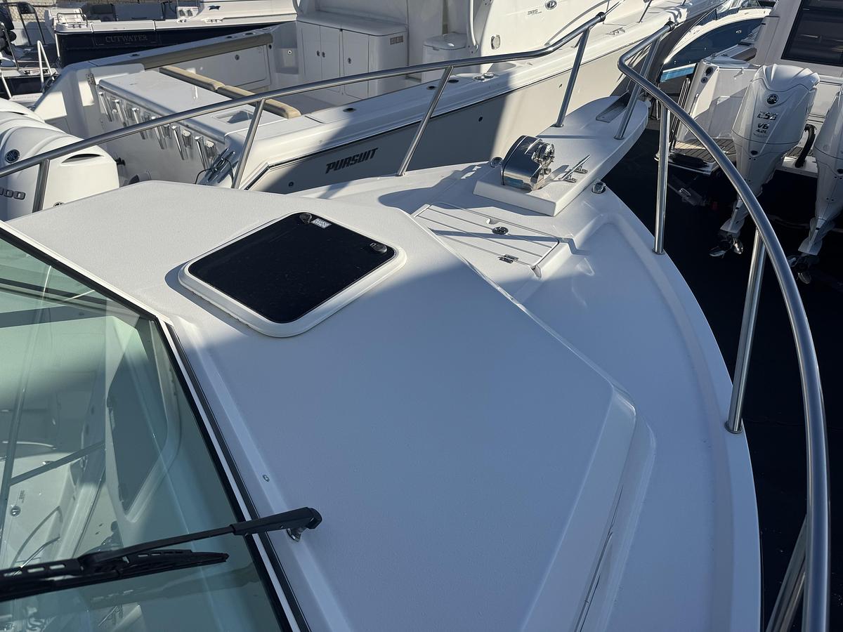 Used 2021 Parker 2510 XLD