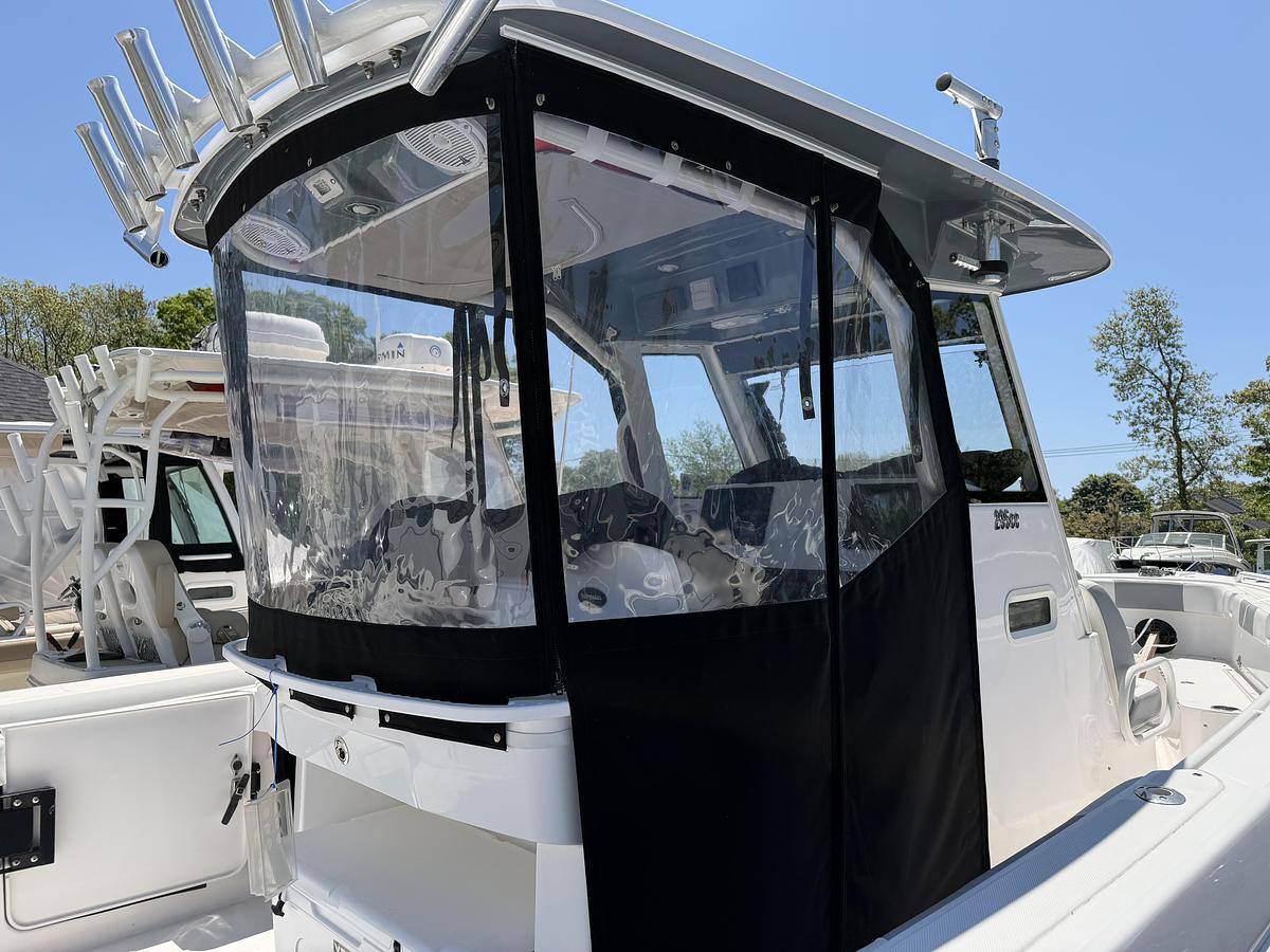 Used 2019 Everglades 295CC