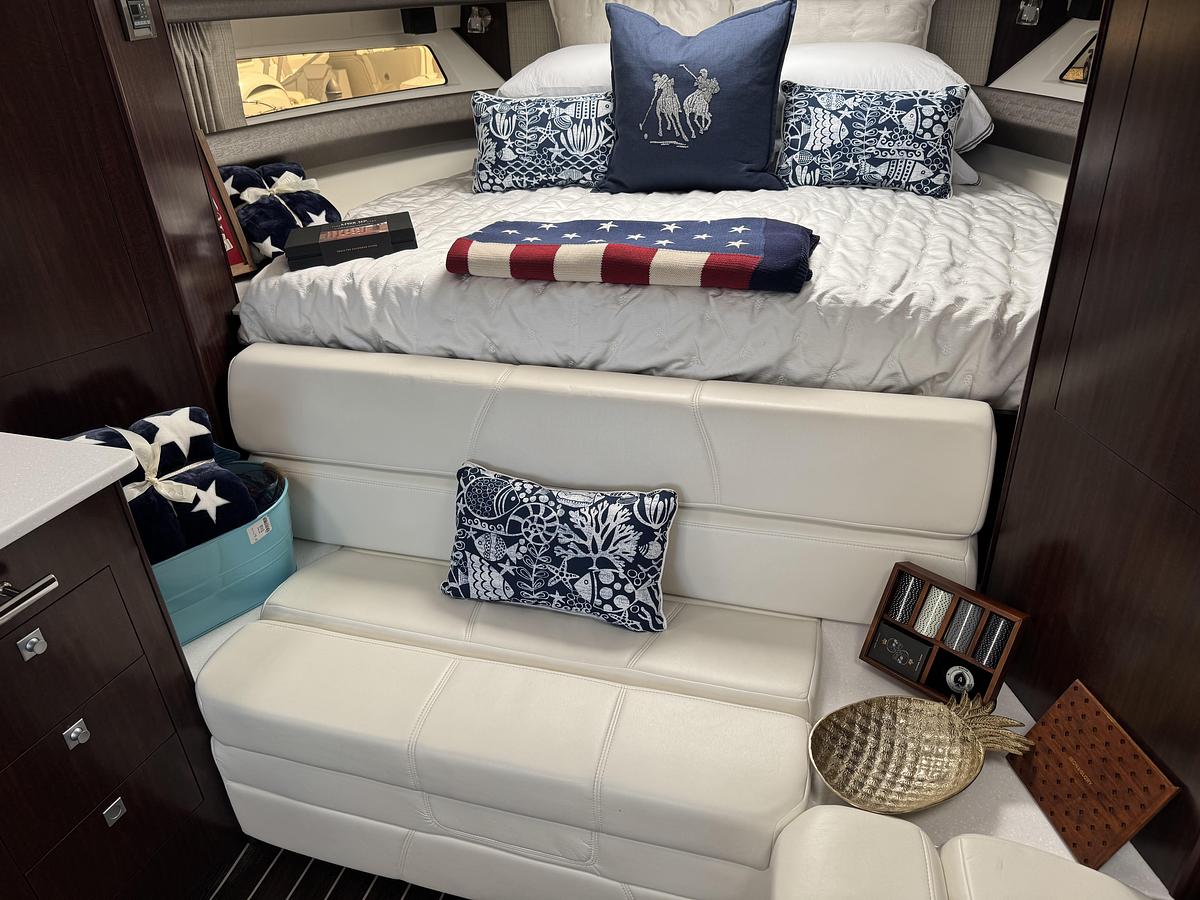 Used 2018 Monterey 355 Sport Yacht