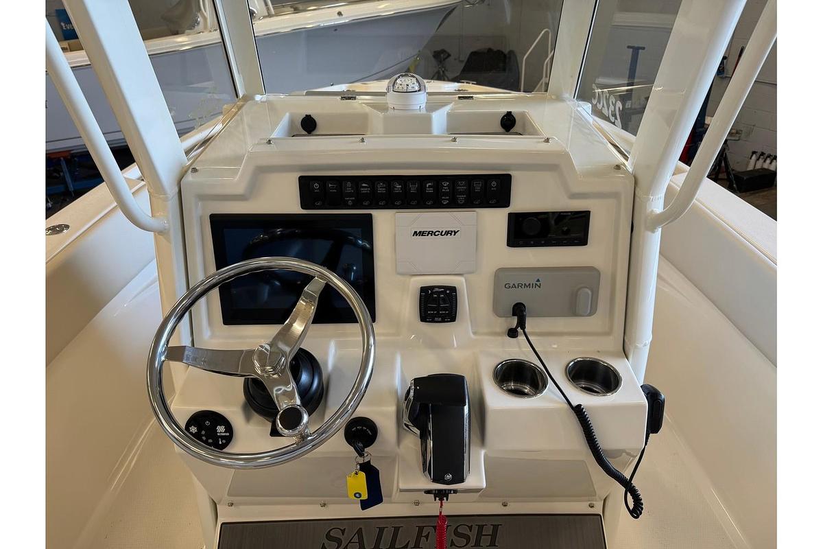 2025 Sailfish 232 CC