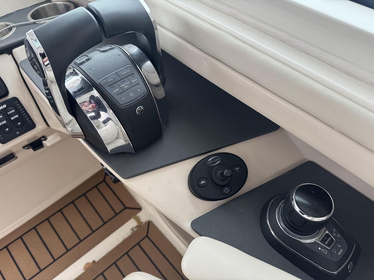 Used 2020 Boston Whaler 320 Vantage