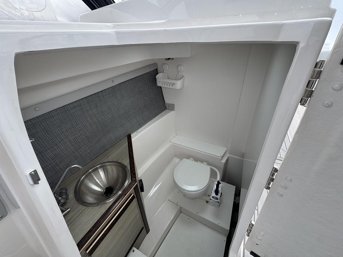 Used 2023 Solara S-250DC