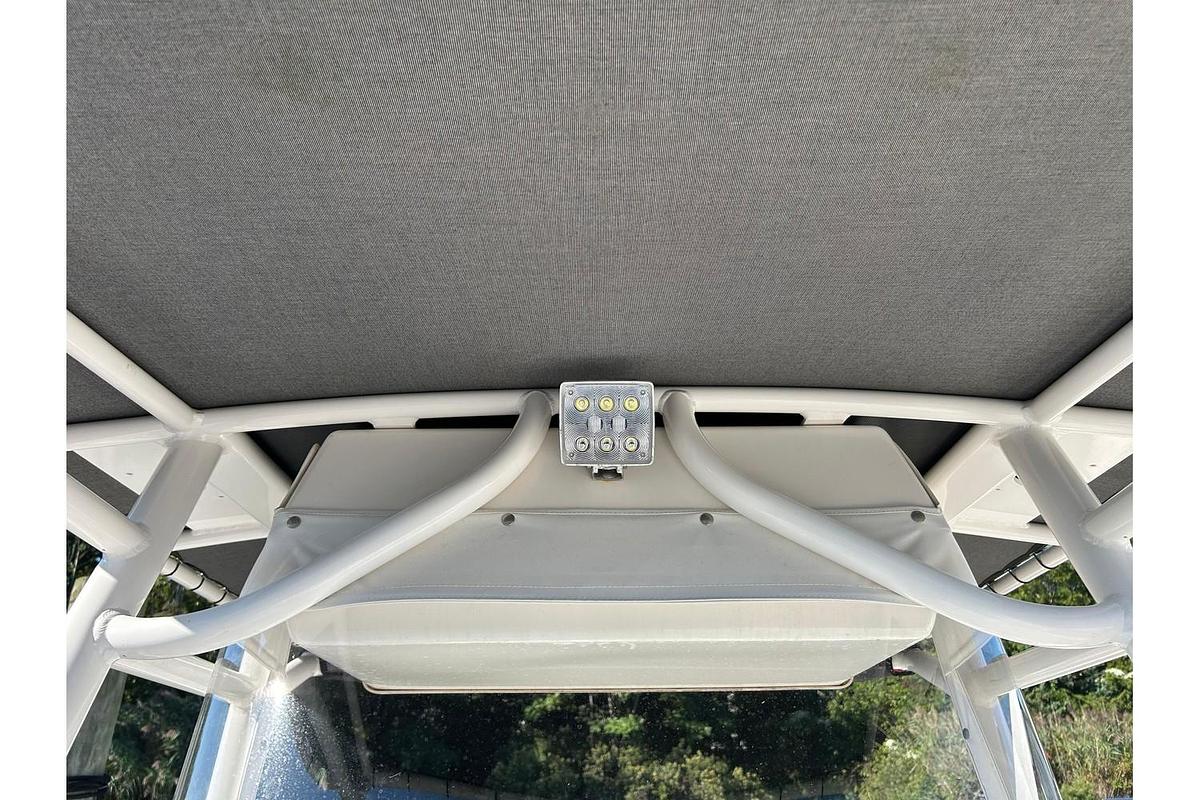 Used 2015 Wellcraft 252 Fisherman